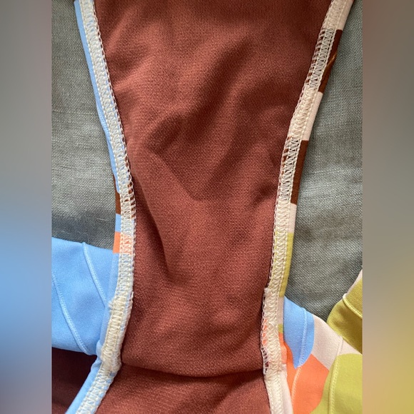 Roxy Floradelic bikini (M top L bottom) - Picture 6 of 6